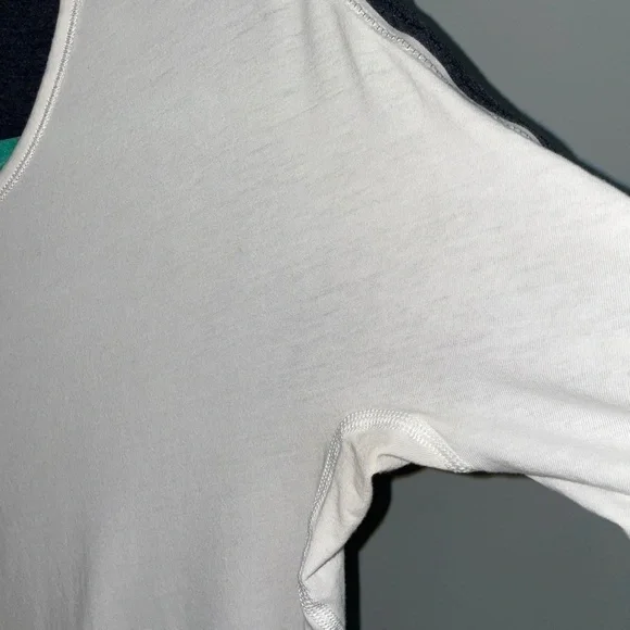 Lululemon Devotion Tee Training Short Sleeve Tee Shirt Size 6 - Picture 5 of 11